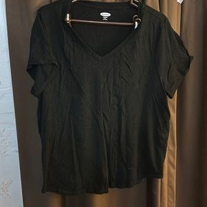 Old navy t shirt